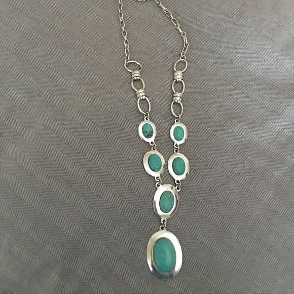 necklace and earrings set - Picture 2 of 4